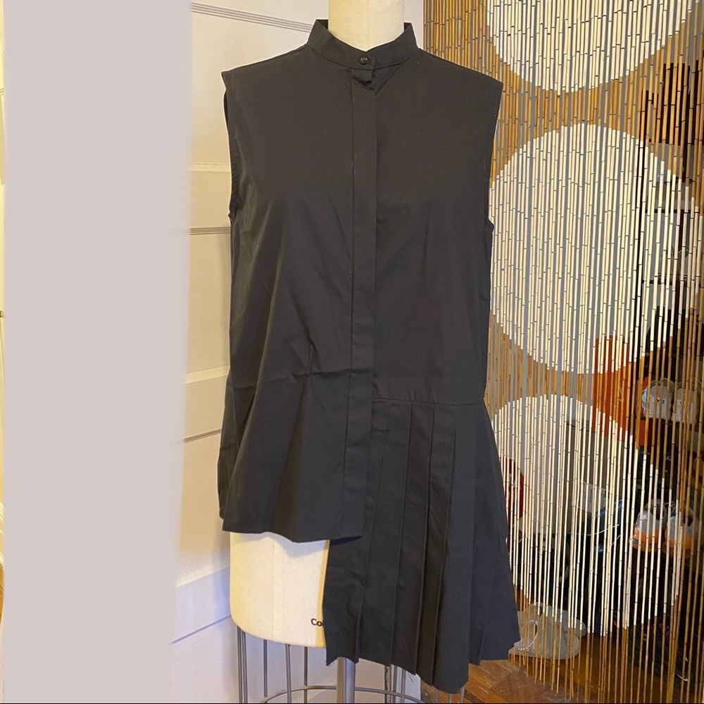 NWT OAK pleated top